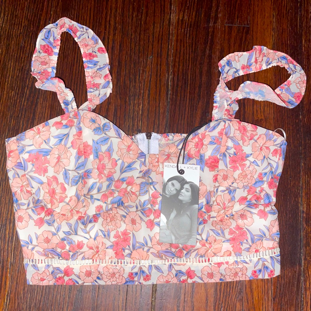 Kendall + Kylie Half Shirt
